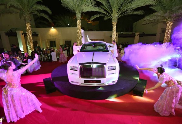 “Rolls-Royce” yeni “Maharaja Phantom Drophead Coupe” avtomobilini təqdim edib (FOTO)