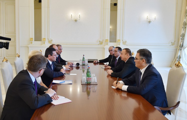 Azerbaijani president receives delegation led by Vice-President of European Commission