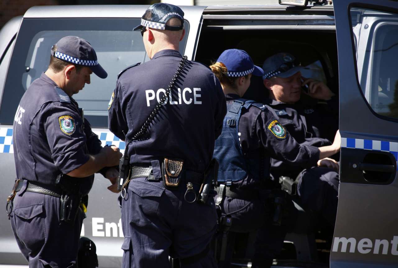 Полиция Австралии предъявила обвинения устроившему стрельбу в аэропорту Канберры мужчине
