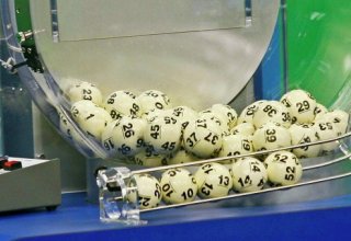 İspaniyada 15 yaşlı yeniyetmə lotereyeda 200 min avro udub