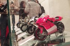 В Баку открылась выставка синтеза живописи и мотоциклов "Art & Motorcycles" (ФОТО)