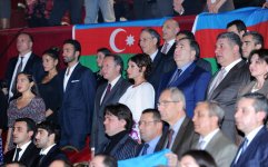 Mehriban Aliyeva attends France-Azerbaijan wrestling bout in Paris (PHOTO)