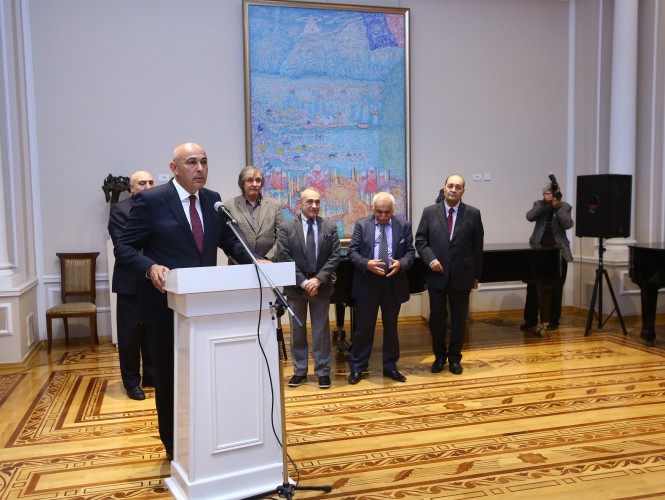 В Баку открылась персональная выставка Сируза Мирзазаде (ФОТО)