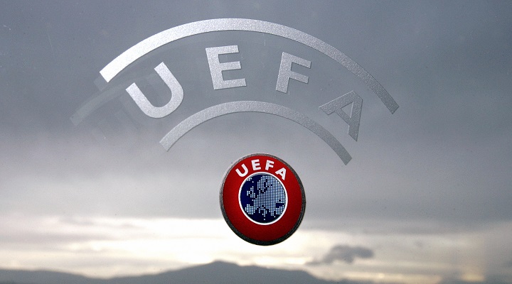 UEFA'dan Rusya ve İngiltere'ye diskalifiye uyarısı