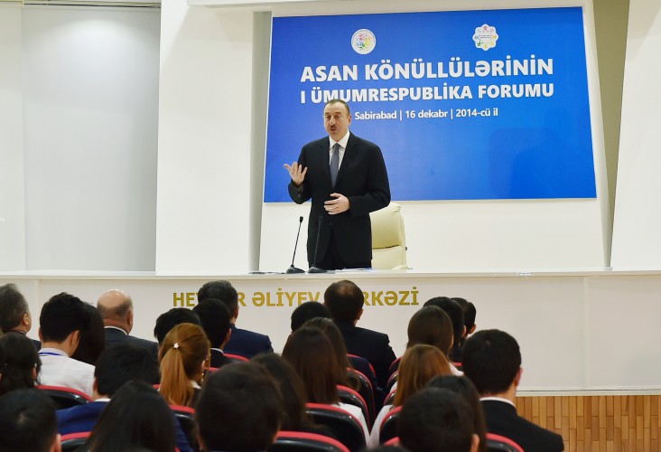 Azerbaijani president attends first All-Republican Forum of ASAN Volunteers (PHOTO)