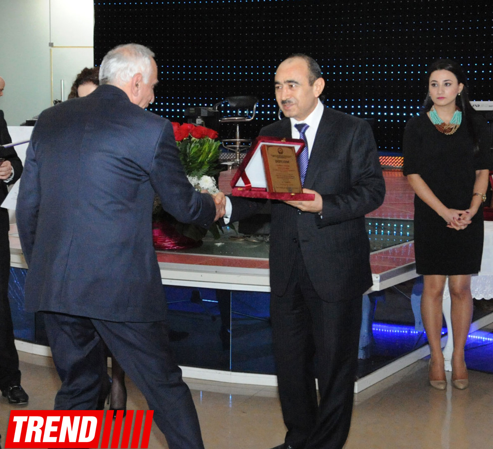 В Баку награждены победители конкурса журналистских эссе (ФОТО)