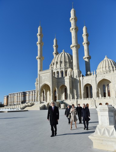 Azerbaijani president and his spouse review final stage of construction of Heydar Mosque