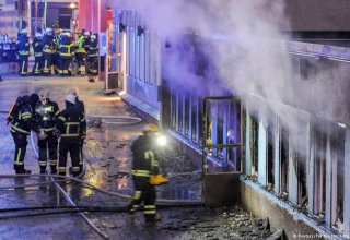Неизвестный утроил поджог в шведской мечети