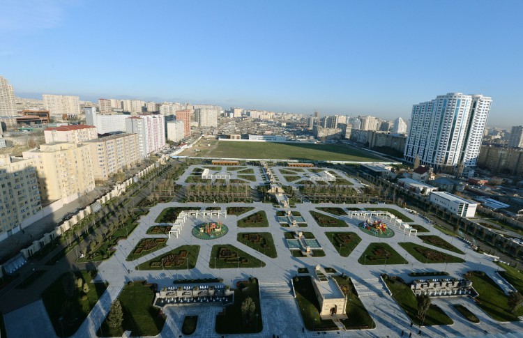 Президент Ильхам Алиев принял участие в открытии парка "Ясамал" в Баку (ФОТО)
