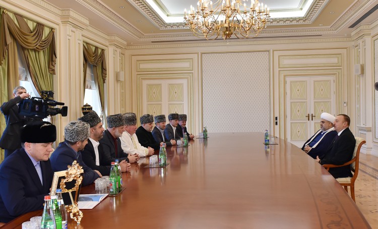 Президент Азербайджана Ильхам Алиев принял религиозных деятелей республик Северного Кавказа России