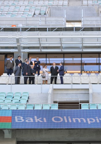 Prezident İlham Əliyev və xanımı Bakı Olimpiya Stadionunda aparılan işlərin gedişi ilə tanış olublar  (FOTO)