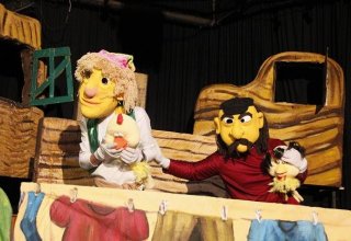 Азербайджанскую пьесу ставят в кукольном театре Тебриза (ФОТО)