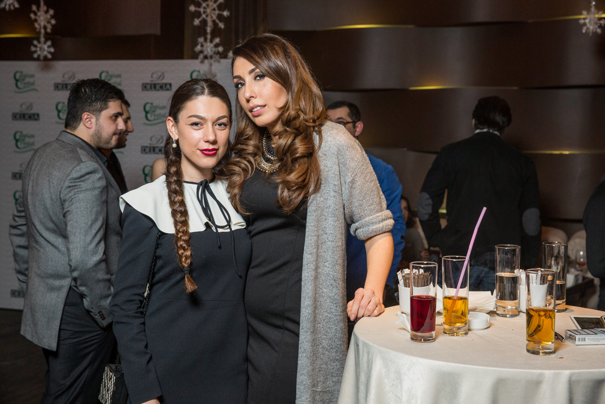 Испанский ресторан Delicia в Баку провел праздничный вечер "Когда друзья собираются вместе" (ФОТО)