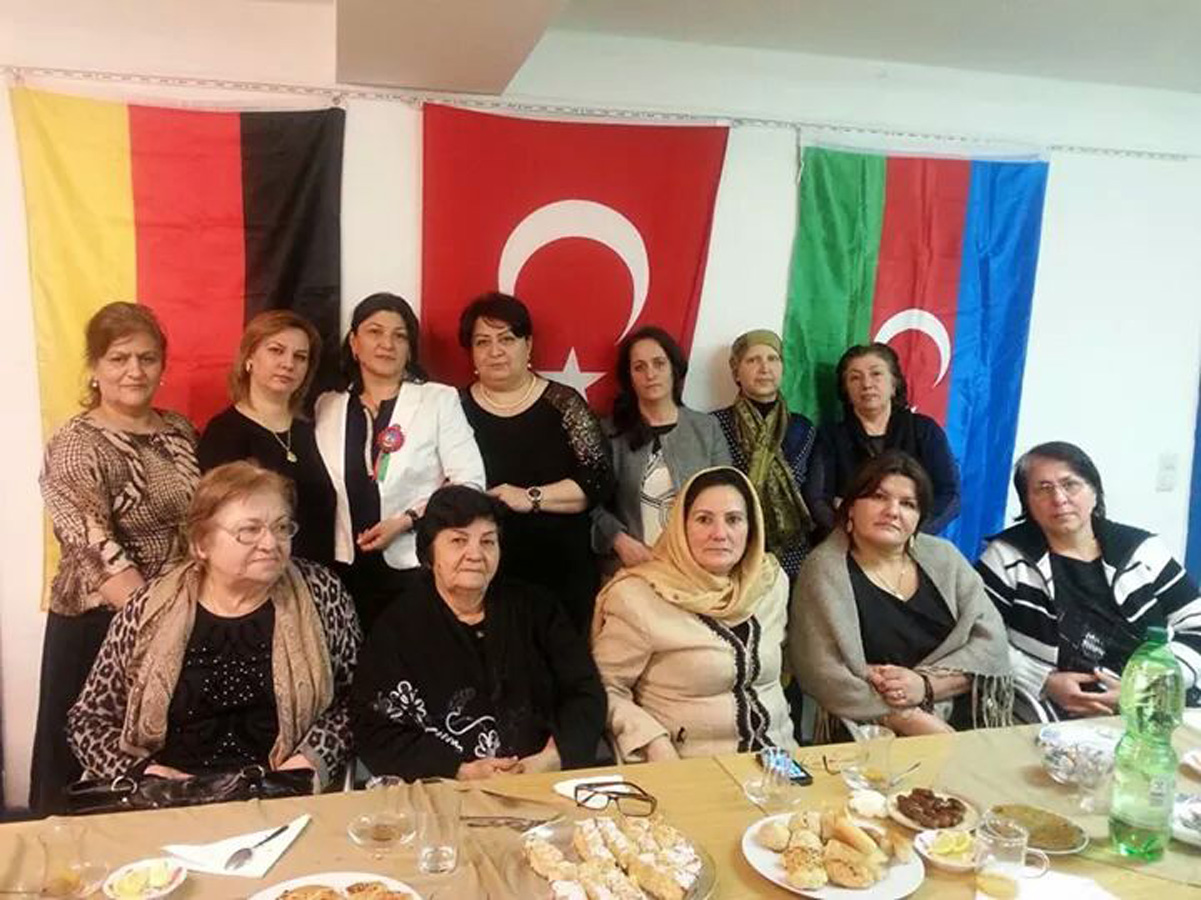 Almaniyadakı Azərbaycan və Türkiyə diasporları 20 Yanvar faciəsinin ildönümünü qeyd ediblər (FOTO)