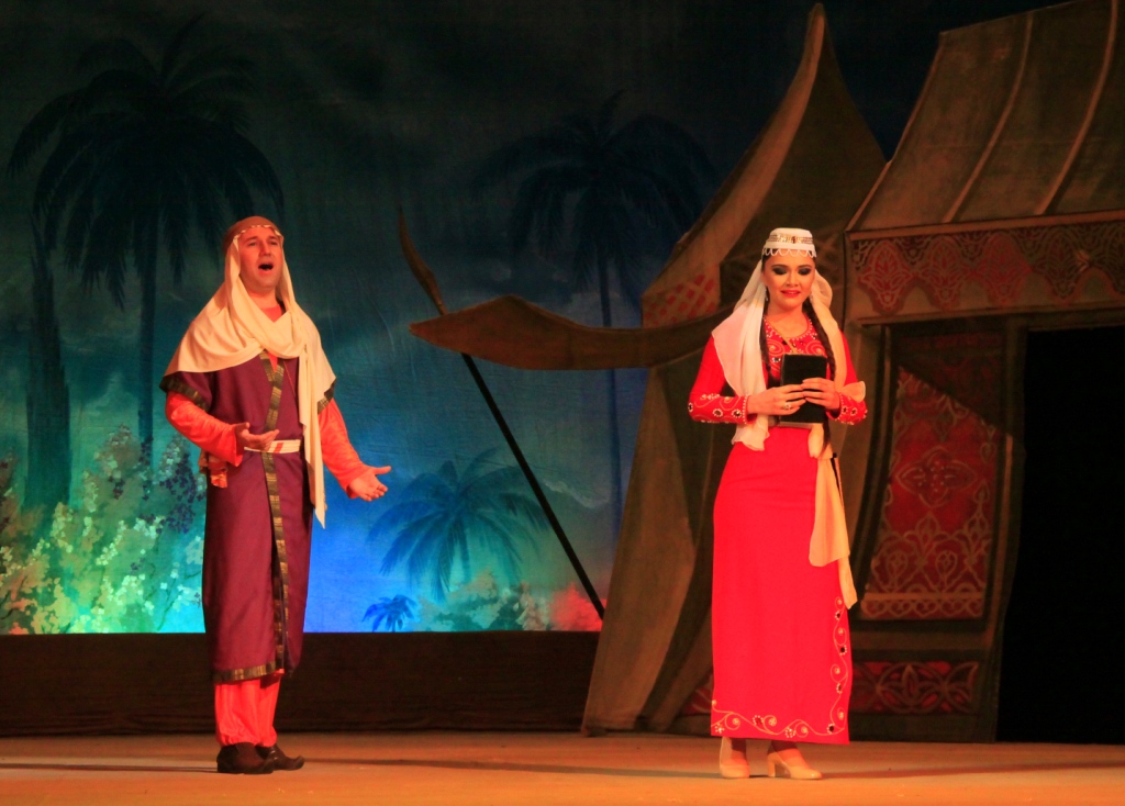 Прекрасные образы Лейли и Меджнуна очаровали бакинскую публику (ФОТО)