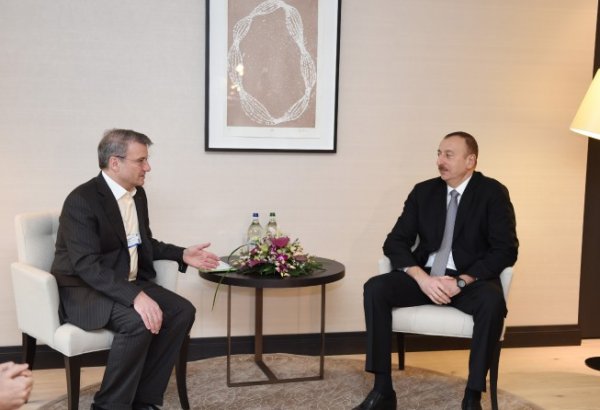 Azerbaijani president meets with Sberbank CEO (PHOTO)