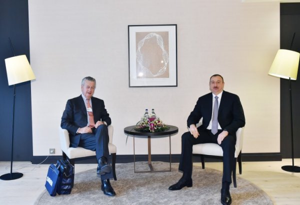 Ильхам Алиев встретился с председателем компании «Damen Shipyards Group»