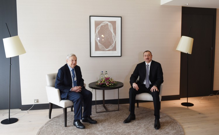 Президент Азербайджана встретился с Джорджем Соросом (ФОТО)
