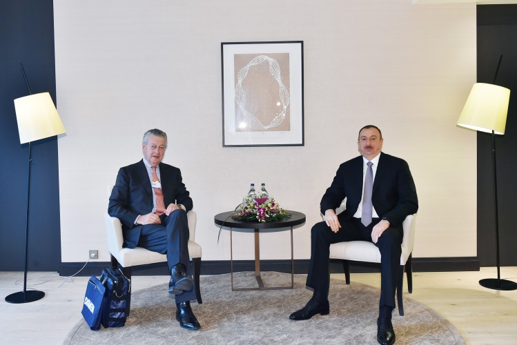 Ильхам Алиев встретился с председателем компании «Damen Shipyards Group»