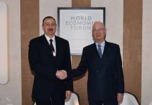 Prezident İlham Əliyev Dünya İqtisadi Forumunun sədri Klaus Şvab ilə görüşüb