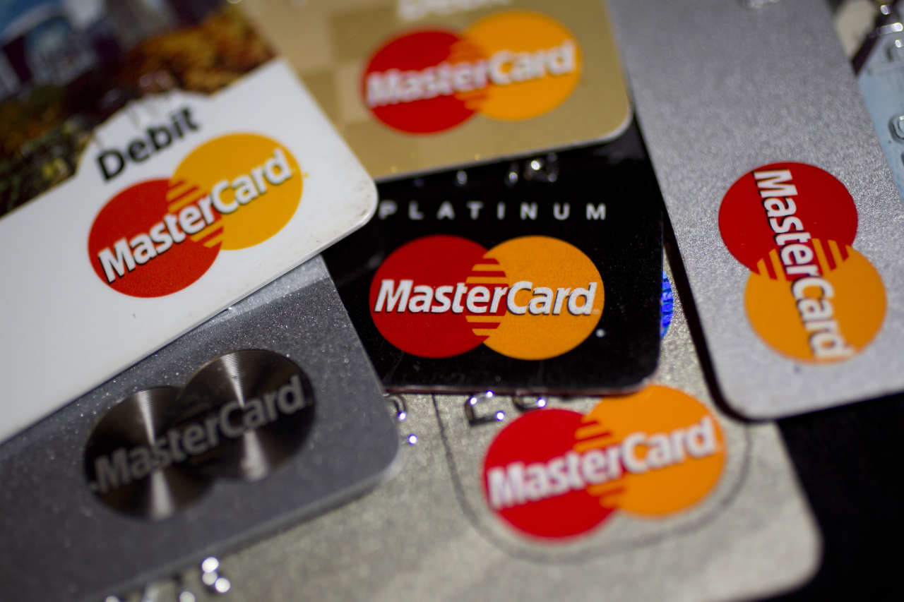 Mastercard приостановила оказание услуг на территории России