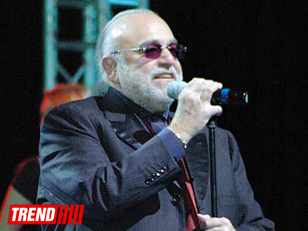 Скончался известный греческий певец Демис Руссос