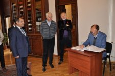 Российская делегация посетила Азербайджанскую Национальную библиотеку (ФОТО)