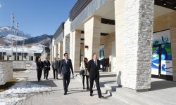 Президент Ильхам Алиев: Развитие регионов Азербайджана будет и впредь успешно обеспечиваться (версия 2) (ФОТО)