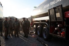 Министр обороны Азербайджана провел совещание в рамках широкомасштабных военных учений  (ФОТО)