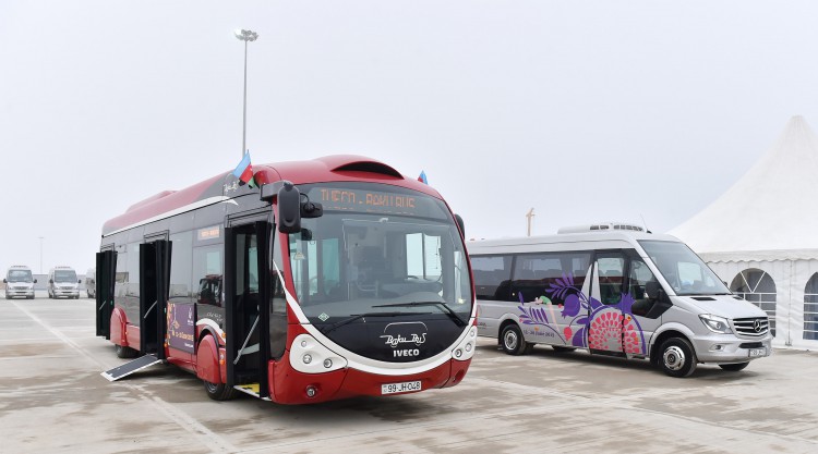 В Баку запущены новые автобусы