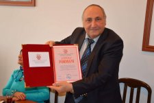 Актеры бакинского ТЮЗа награждены почетными дипломами (ФОТО)