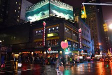 Прогулка по ночному Нью-Йорку – фантастические формы и нереальность пейзажей (ФОТО, часть 6)