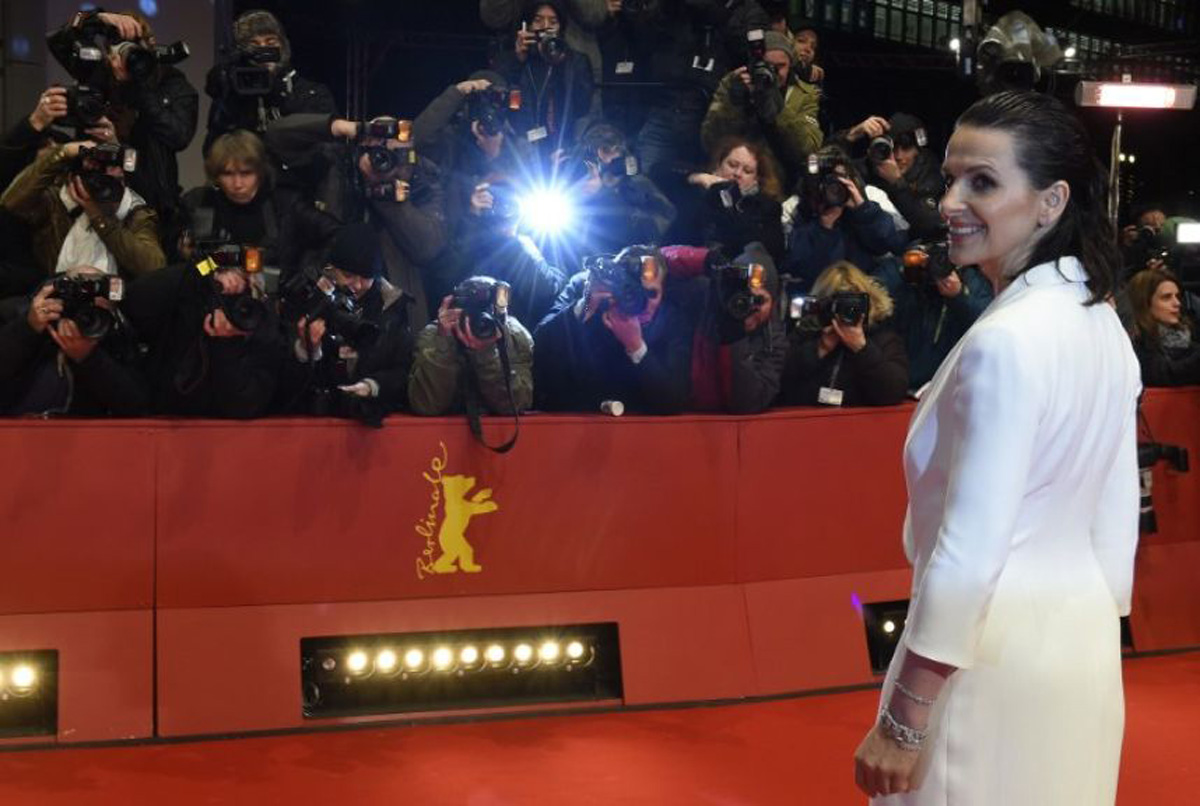 Красная дорожка Берлинского кинофестиваля: наряды звёзд (ФОТО)