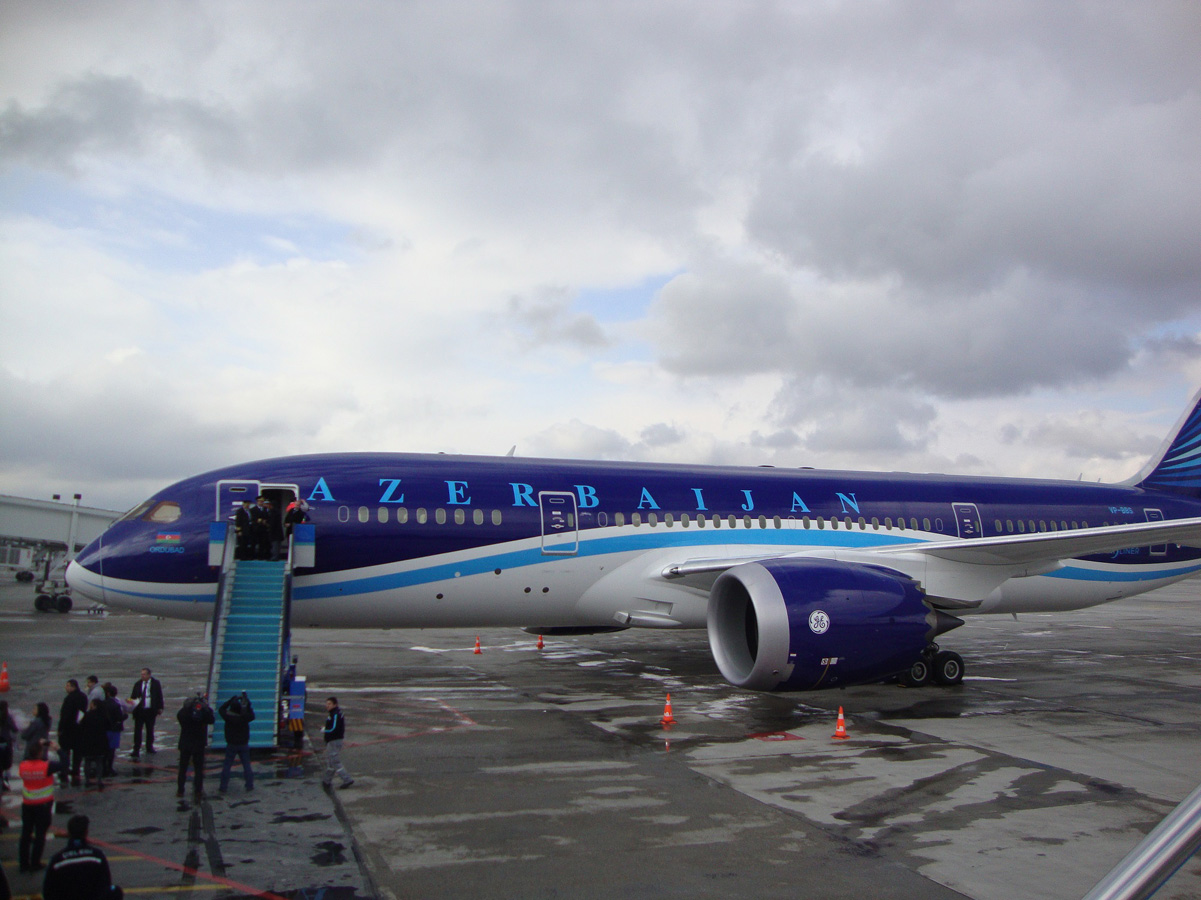 Ankarada Azərbaycana məxsus "Boeing"in nümayişi olub (FOTO) - Gallery Image