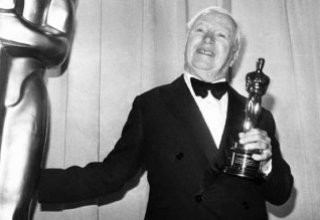 В Париже украли первый "Оскар" Чарли Чаплина