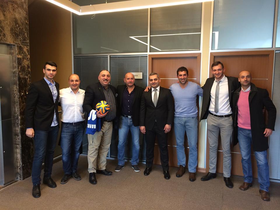 Звездный посол Евроигр в Баку встретился с представителями Федерации пляжного футбола (ФОТО)