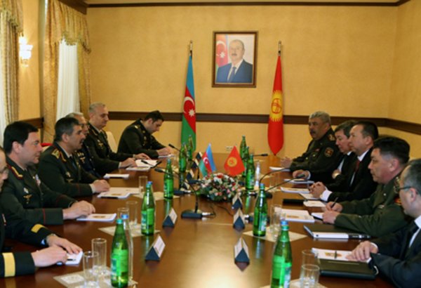 Азербайджан и Кыргызстан обсудили перспективы военного сотрудничества (ФОТО)