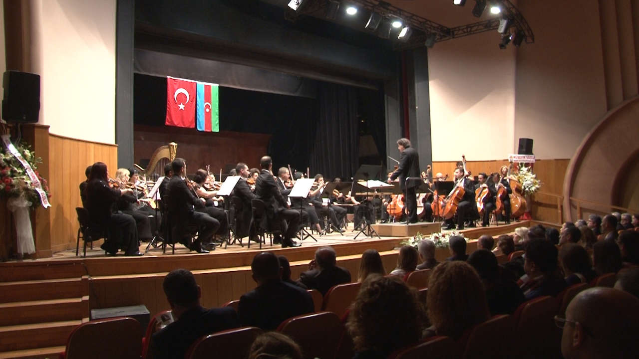 В Турции состоялся авторский концерт Фирангиз Ализаде (ФОТО)
