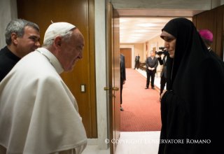 Iran's Vice-President meets Pope Francis