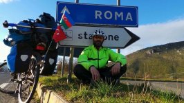 Известный велопутешественник Рамиль Зиядов доехал до Рима (ФОТО)