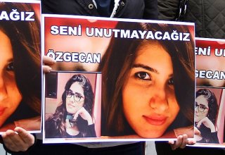 В Турции требуют смертной казни для убийцы студентки