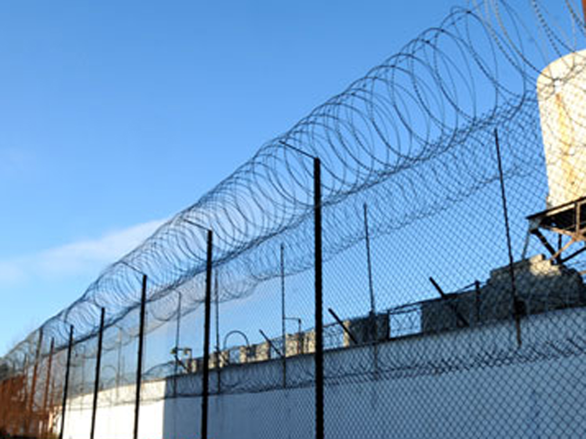 В Азербайджане приостановлены встречи и передача посылок заключенным – Пенитенциарная служба