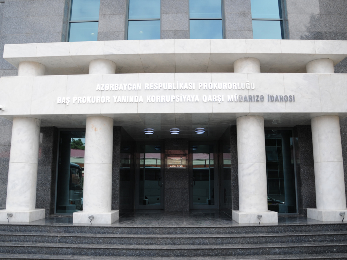 В Азербайджане отбывающий срок наказания  занимался мошенничеством