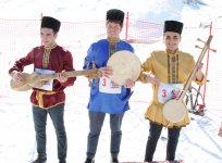 Креативное и зажигательное зимнее шоу "Летающие ковры" в Шахдаге (ФОТО)