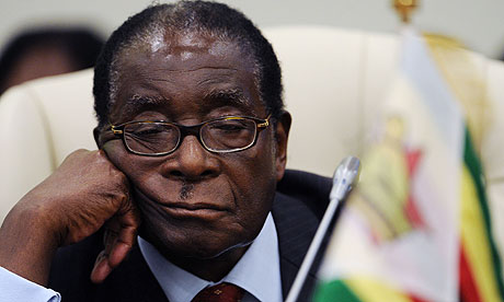 Zimbabve prezidenti postunu tərk etmək niyyətində deyil