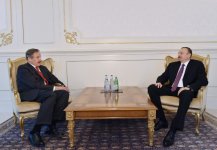 Президент Ильхам Алиев принял верительные грамоты нового посла США (ФОТО)