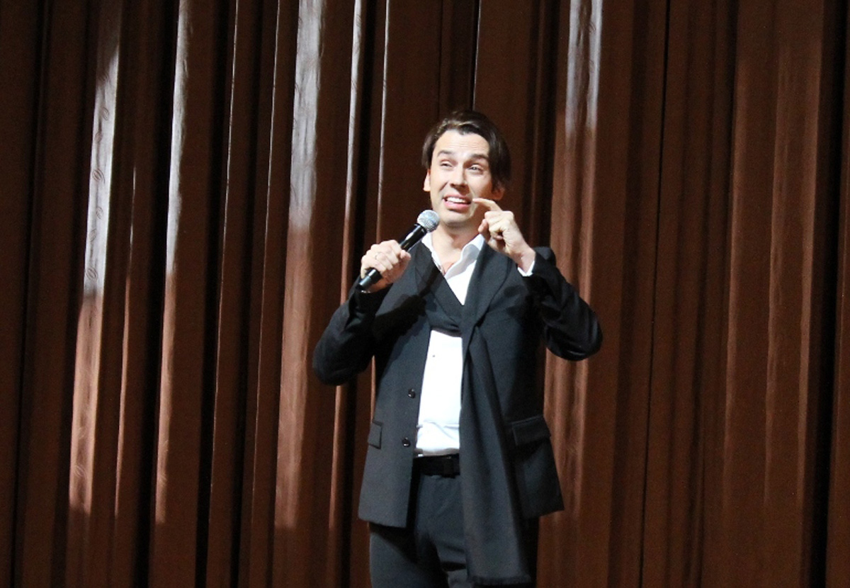 Максим Галкин на азербайджанском языке шокировал бакинцев – репортаж с концерта (ФОТО)