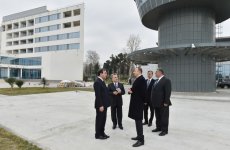Президент Ильхам Алиев побывал в Мингячевирском олимпийском учебно-спортивном центре «Кюр» (ФОТО)