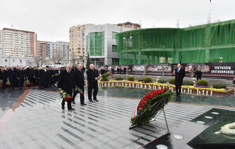 Azerbaijani president attends ceremony commemorating Khojaly tragedy victims (PHOTO)