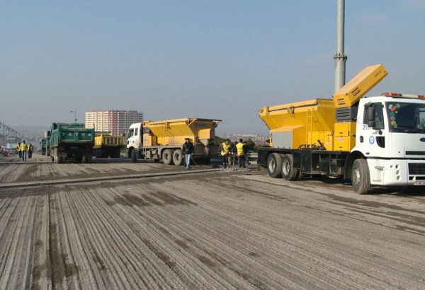 Avropa Oyunları ilə bağlı müəyyən olunan marşrut üzrə yollarda təmir işləri aparılır (FOTO, VİDEO)